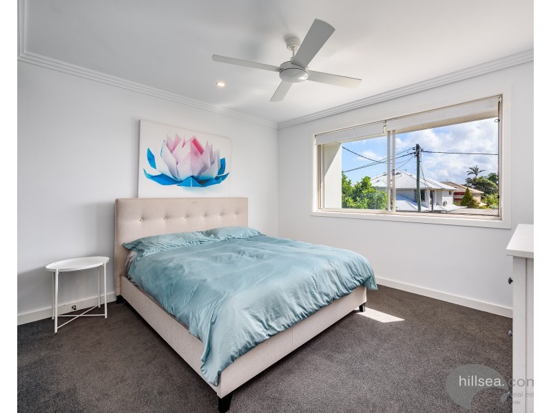 1/20 Ray Street, Runaway Bay QLD 4216