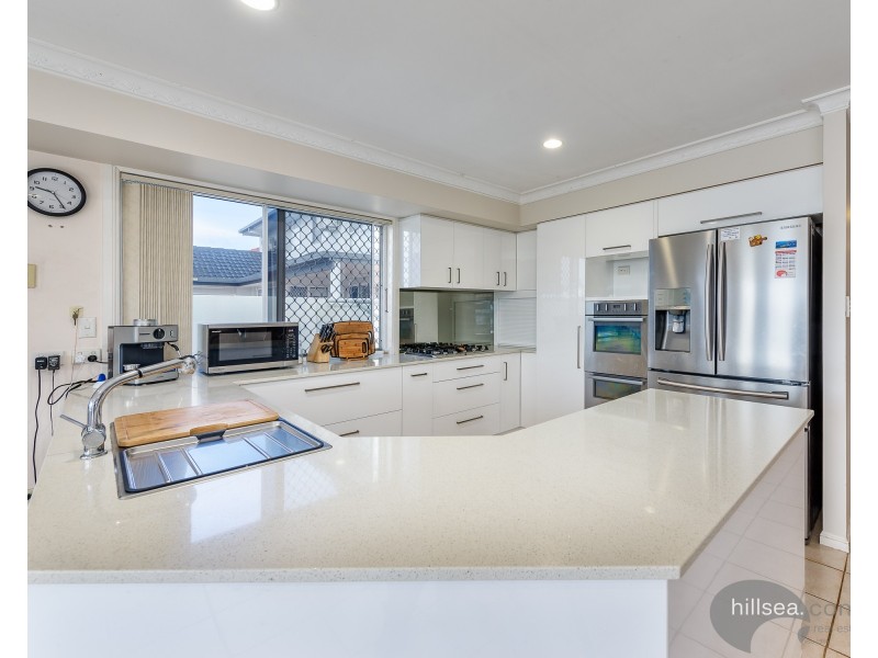 484 Oxley Drive, Runaway Bay QLD 4216