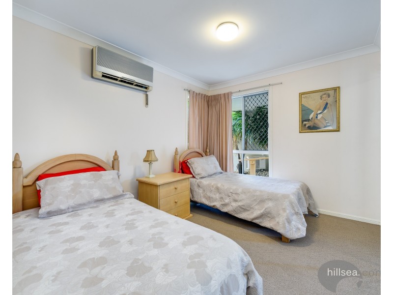 484 Oxley Drive, Runaway Bay QLD 4216