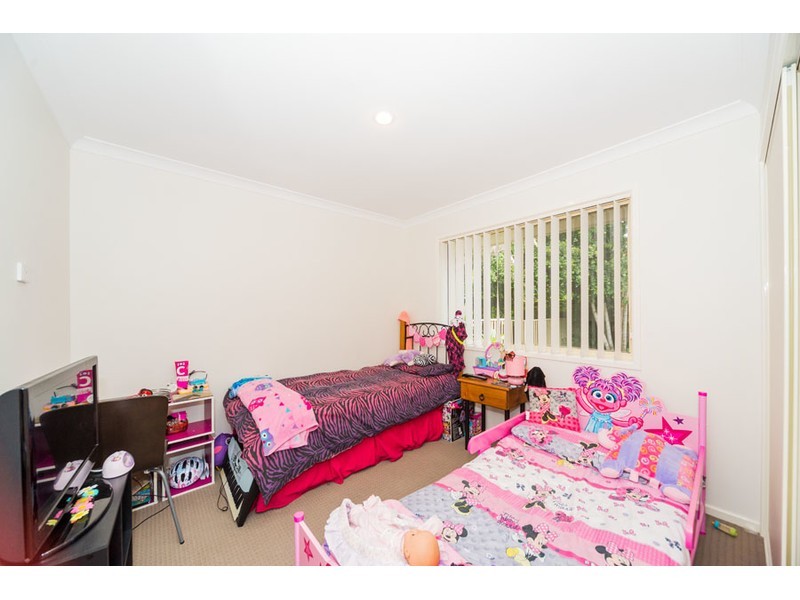 127 Sidney Nolan Drive, Coombabah QLD 4216
