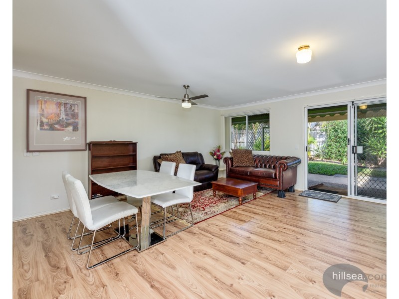 1/27 Ashbourne Terrace, Biggera Waters QLD 4216