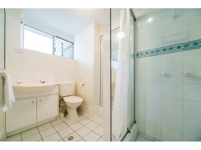 14/125 Frank Street, Labrador QLD 4215