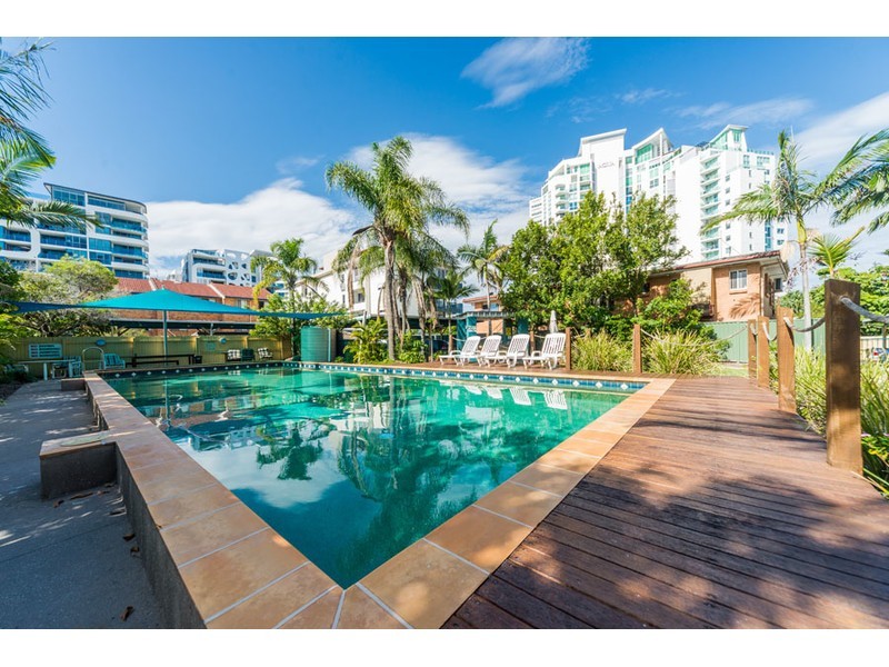 15/125 Frank Street, Labrador QLD 4215