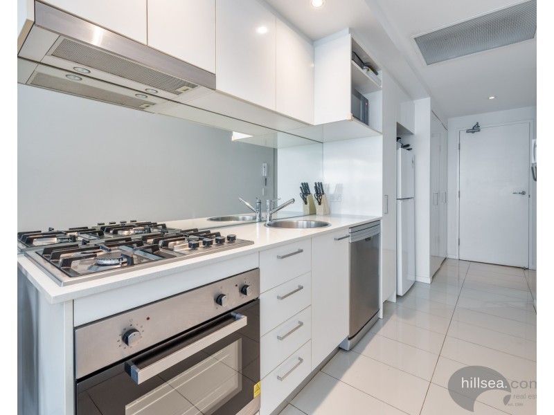 307/2 East Quay Drive, Biggera Waters QLD 4216
