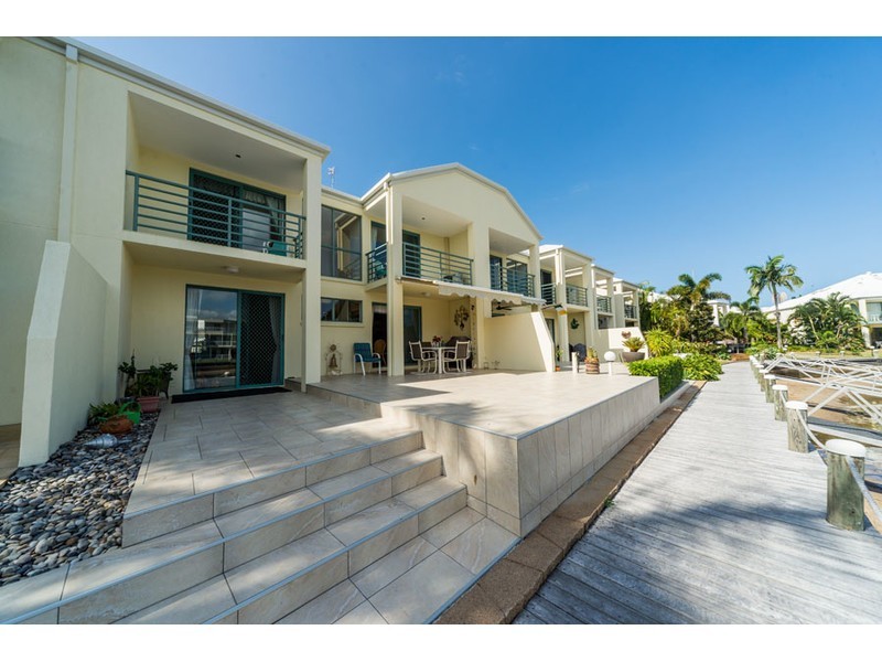 14/3 Lee Road, Runaway Bay QLD 4216