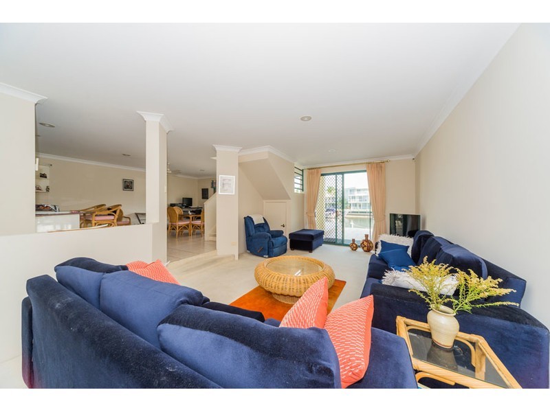 14/3 Lee Road, Runaway Bay QLD 4216
