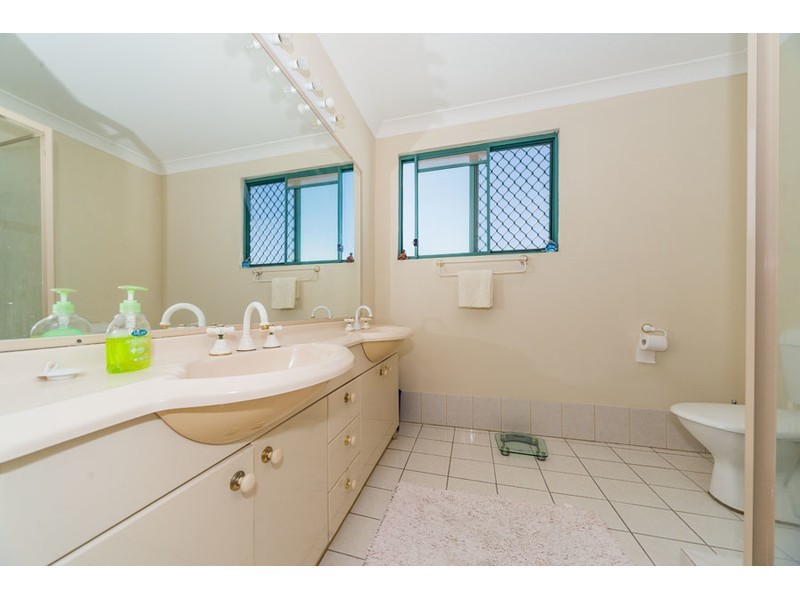 14/3 Lee Road, Runaway Bay QLD 4216