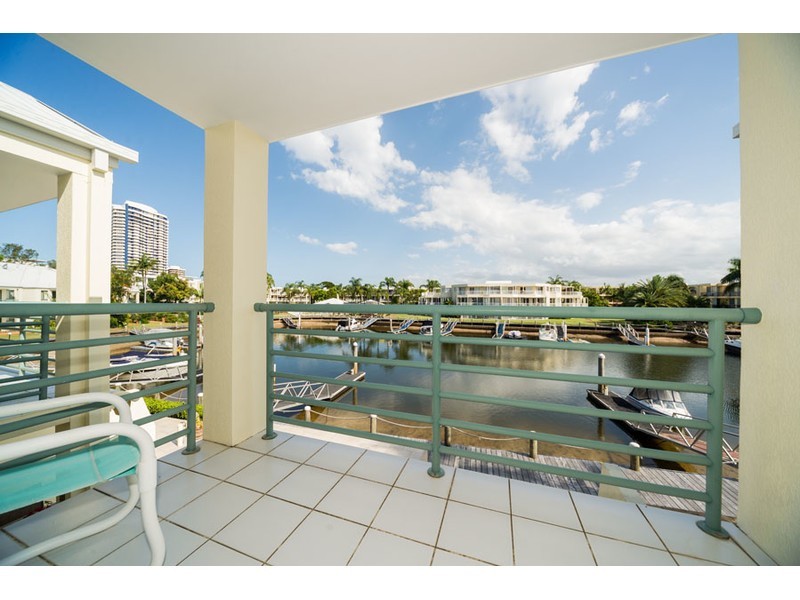 14/3 Lee Road, Runaway Bay QLD 4216