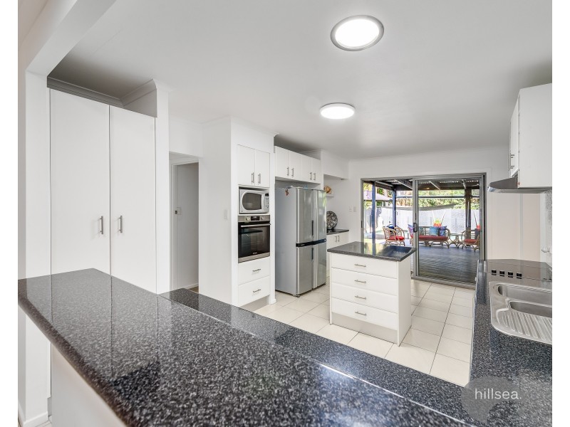 63 Nalkari Street, Coombabah QLD 4216