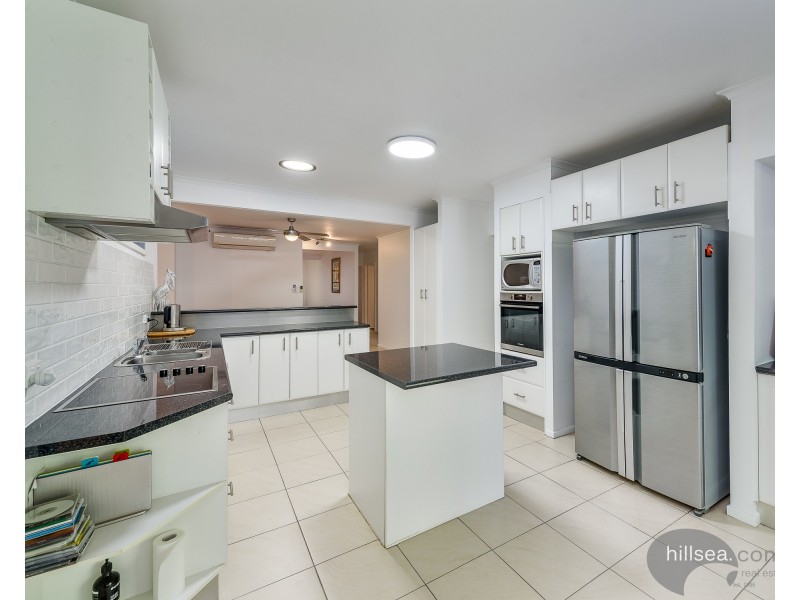 63 Nalkari Street, Coombabah QLD 4216