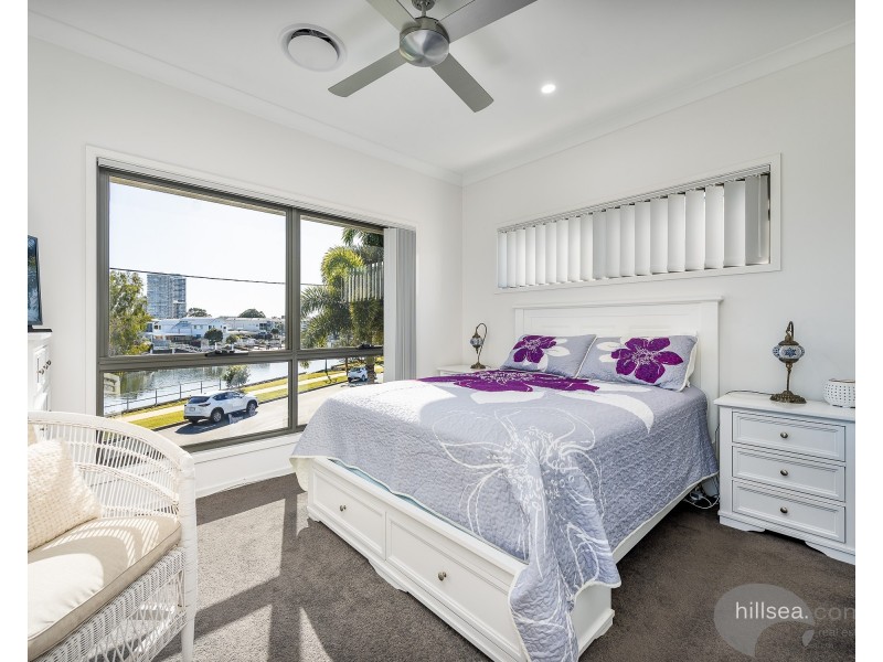 1/26 Burrows Street, Biggera Waters QLD 4216