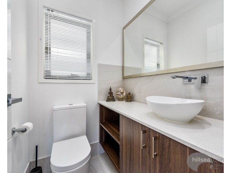 1/26 Burrows Street, Biggera Waters QLD 4216