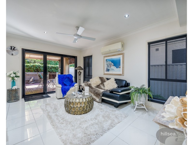 2/9 Jasmine Avenue, Hollywell QLD 4216