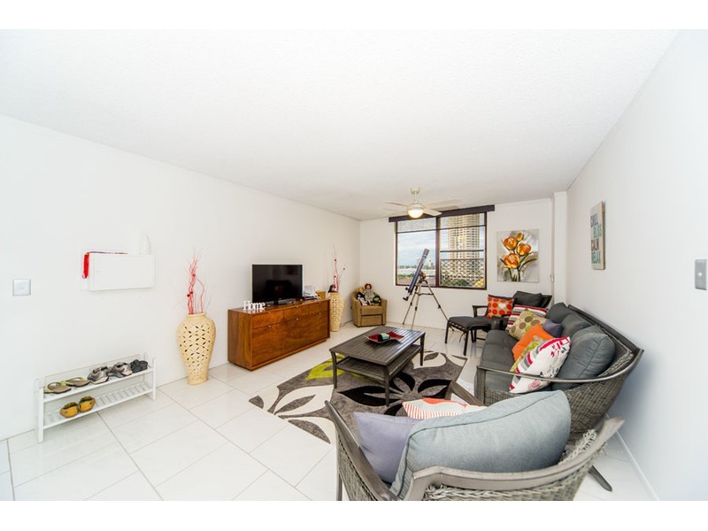 34/72 Marine Parade, Southport QLD 4215