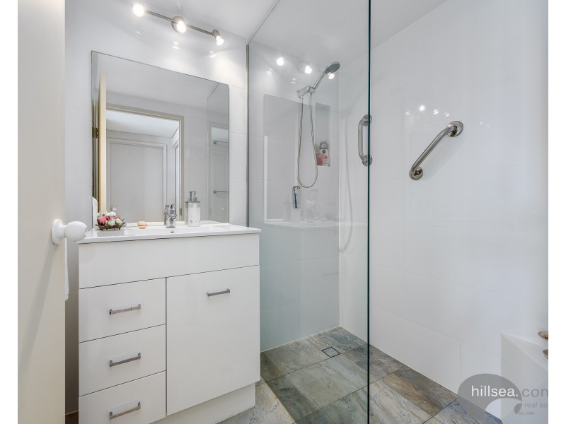 25/15 Brighton Street, Biggera Waters QLD 4216