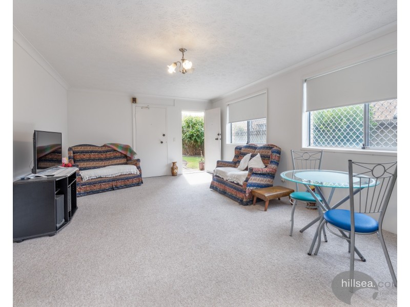 2/24 Madang Crescent, Runaway Bay QLD 4216