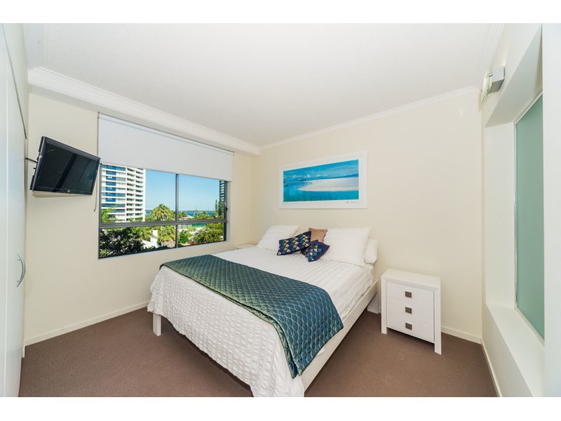 T26/20-28 Bayview Street, Runaway Bay QLD 4216