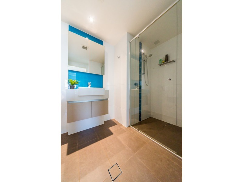 T26/20-28 Bayview Street, Runaway Bay QLD 4216