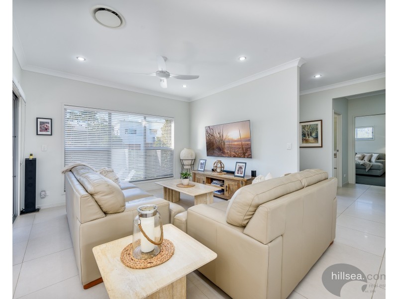 42 Stradbroke Street, Biggera Waters QLD 4216