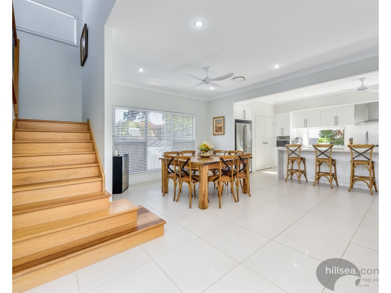 42 Stradbroke Street, Biggera Waters QLD 4216