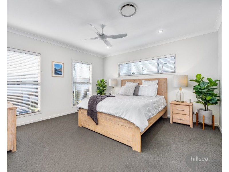 42 Stradbroke Street, Biggera Waters QLD 4216