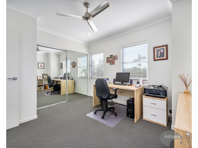 42 Stradbroke Street, Biggera Waters QLD 4216