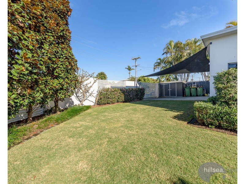 42 Stradbroke Street, Biggera Waters QLD 4216