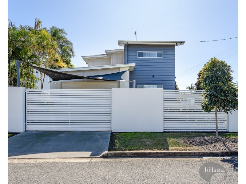 42 Stradbroke Street, Biggera Waters QLD 4216