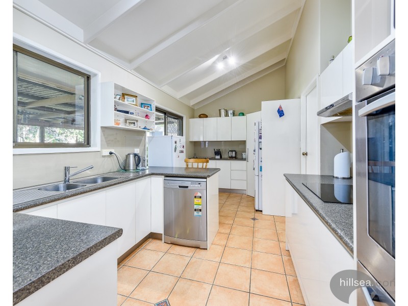19 Mungala Street, Hope Island QLD 4212
