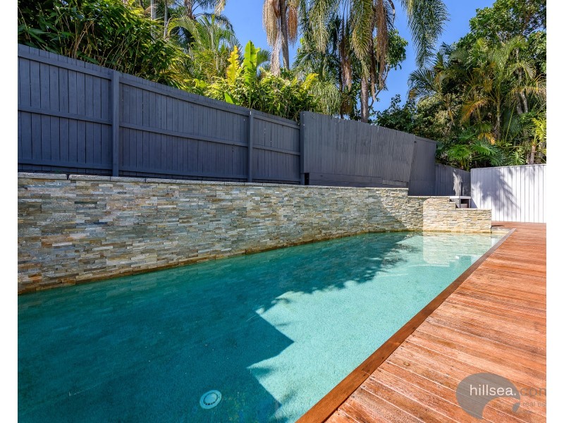 5 Clifton Street, Biggera Waters QLD 4216