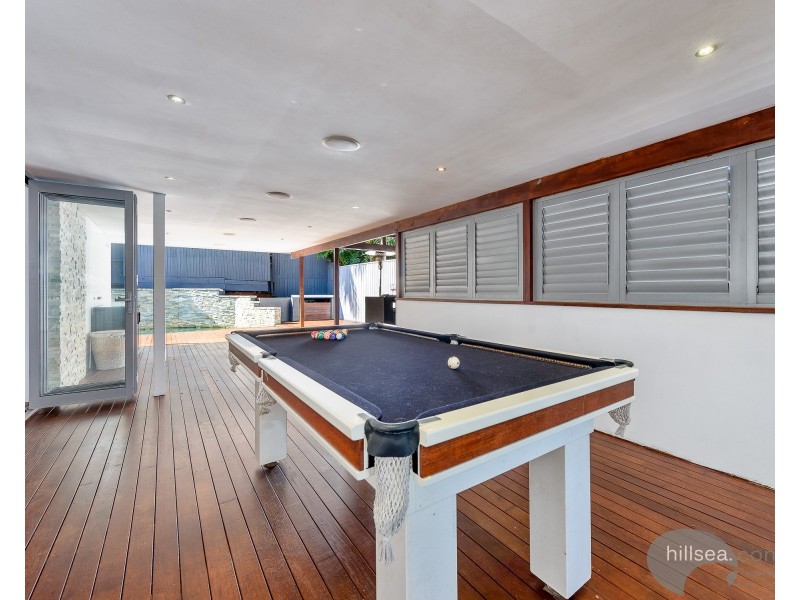 5 Clifton Street, Biggera Waters QLD 4216