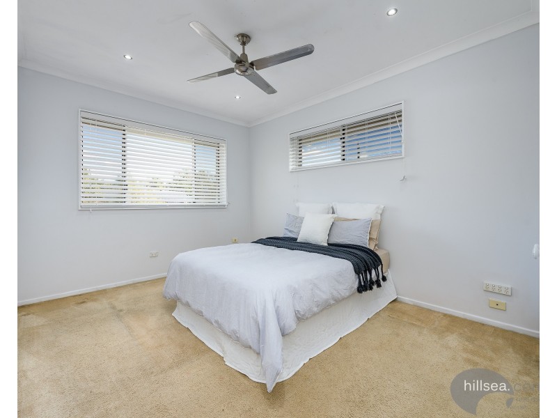 5 Clifton Street, Biggera Waters QLD 4216
