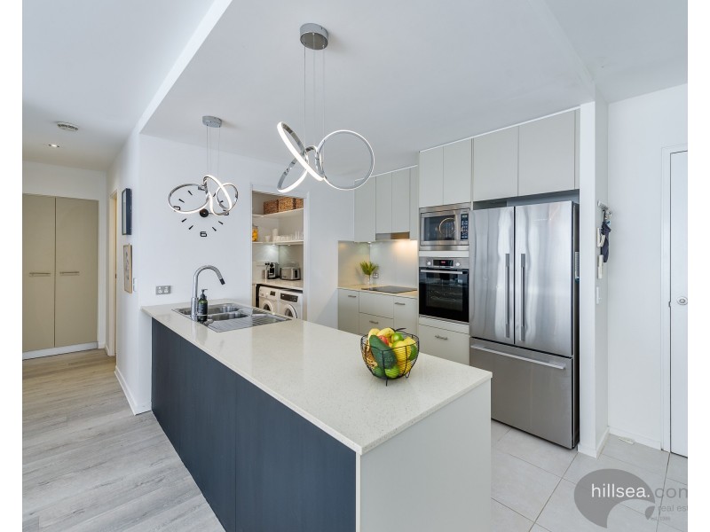 2408/2 Activa Way, Hope Island QLD 4212