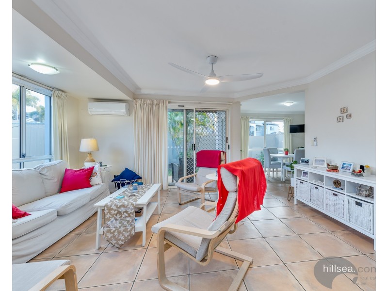 3/82-86 Limetree Parade, Runaway Bay QLD 4216
