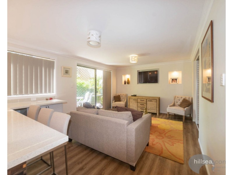 2/490 Marine Parade, Biggera Waters QLD 4216