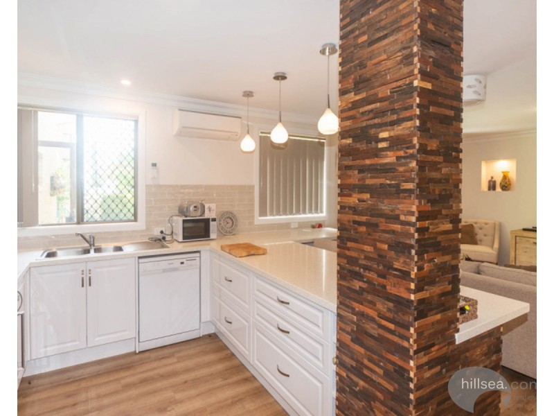 2/490 Marine Parade, Biggera Waters QLD 4216