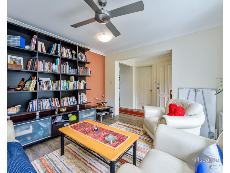 4 Thyme Court, Runaway Bay QLD 4216