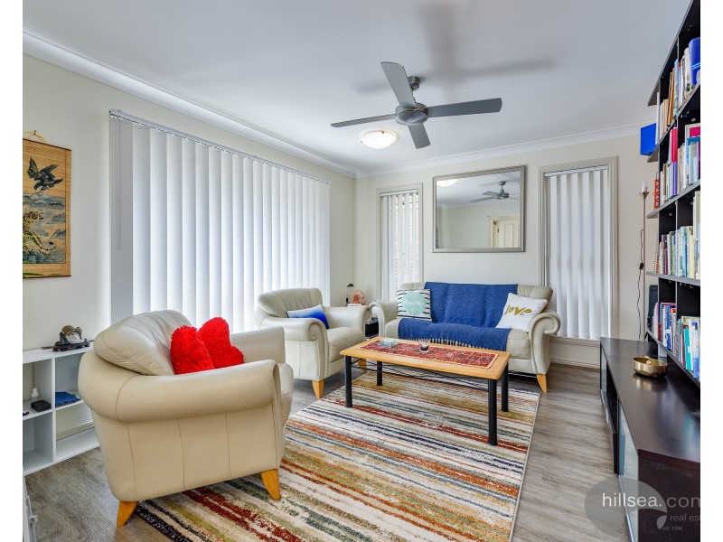 4 Thyme Court, Runaway Bay QLD 4216