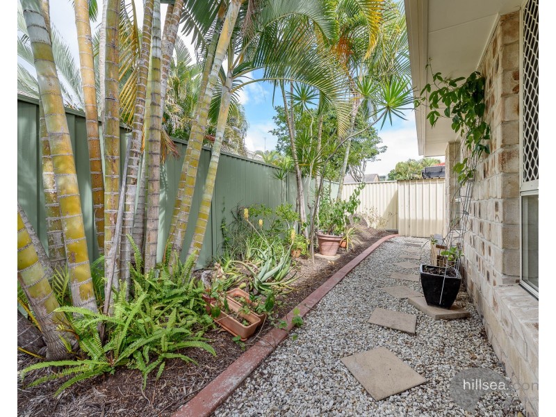 4 Thyme Court, Runaway Bay QLD 4216