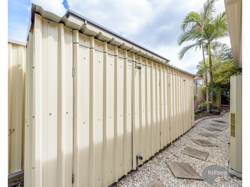 4 Thyme Court, Runaway Bay QLD 4216