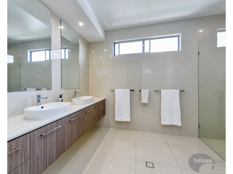 2/12 Matina Street, Biggera Waters QLD 4216