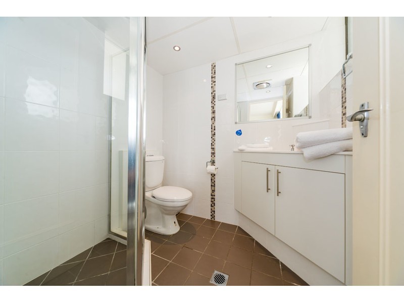 2B/1 Higman Street, Surfers Paradise QLD 4217