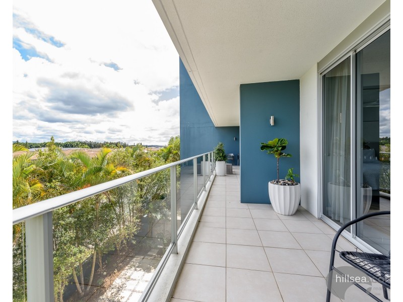 3307/2 Activa Way, Hope Island QLD 4212