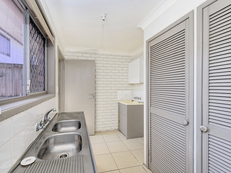 1 & 2/14 Barton Avenue, Southport QLD 4215