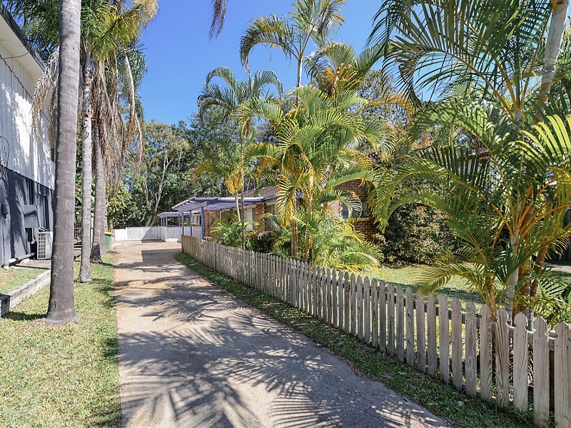 1 & 2/14 Barton Avenue, Southport QLD 4215