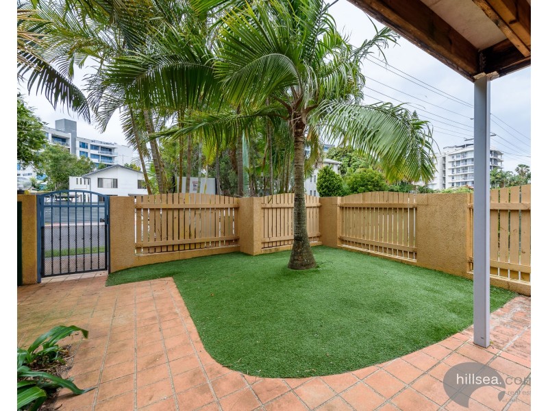 1/22-24 Brighton Street, Biggera Waters QLD 4216