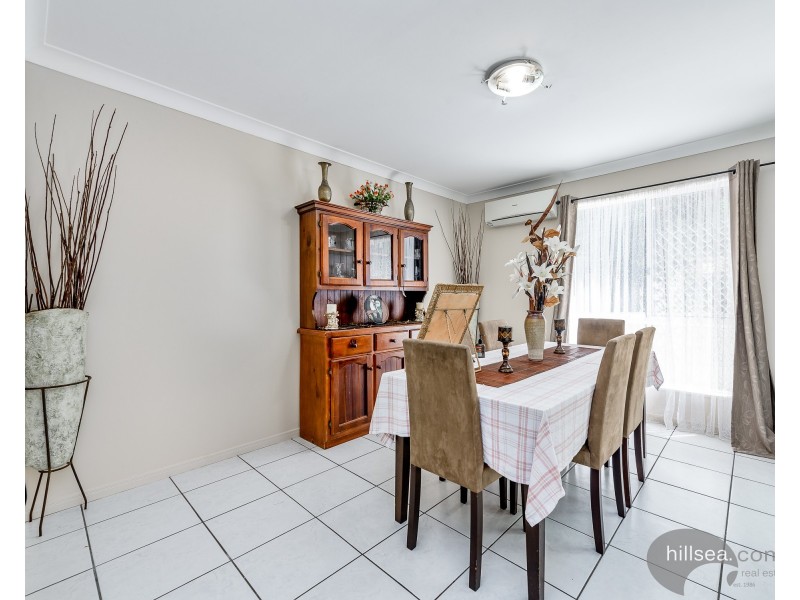 18/6 Buddy Holly Close, Parkwood QLD 4214