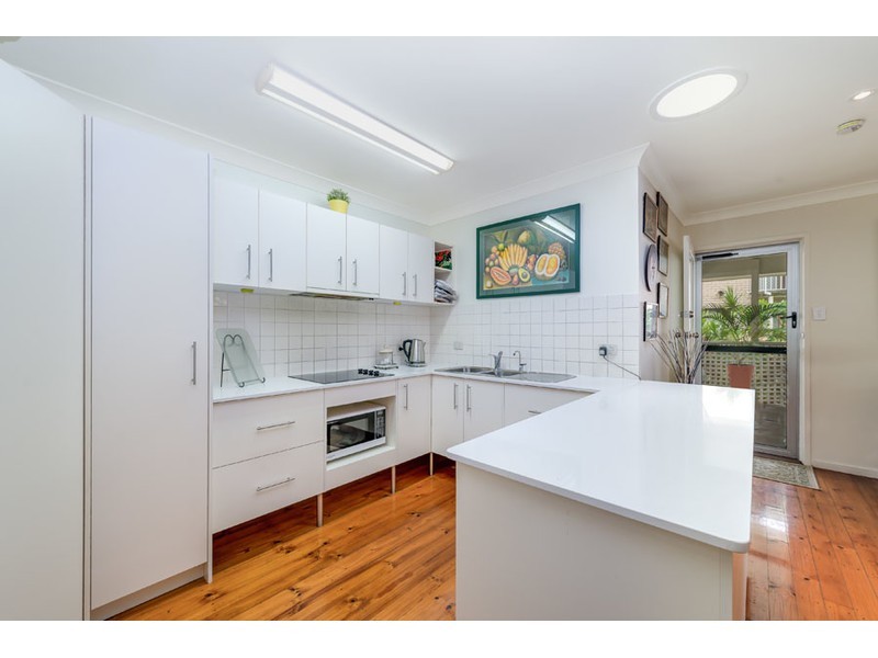 3 Sandy Court, Southport QLD 4215