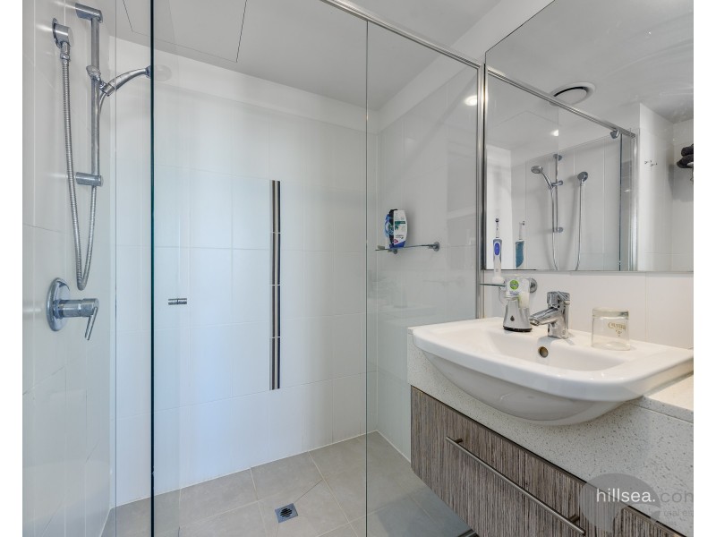 2317/2 Activa Way, Hope Island QLD 4212