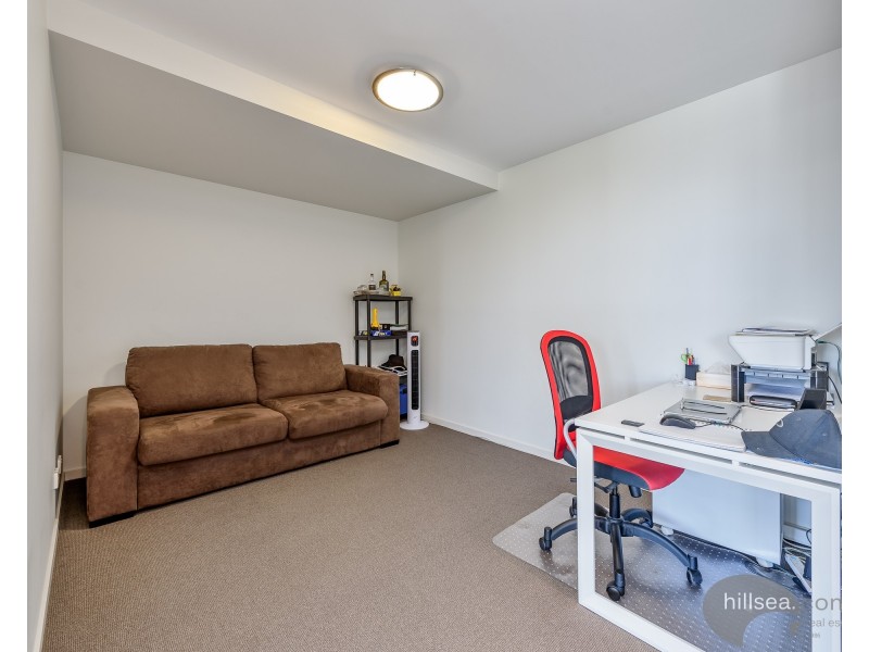 2317/2 Activa Way, Hope Island QLD 4212